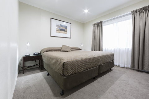 Forrest Hotel & Apartments - Newcastle Accommodation 29