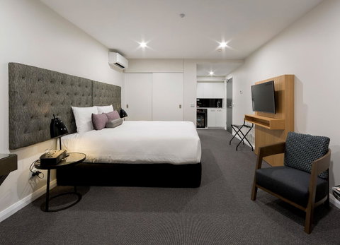 Avenue Hotel Canberra - Newcastle Accommodation 3