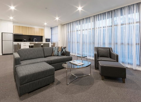 Avenue Hotel Canberra - Newcastle Accommodation 8