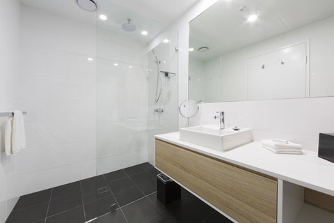 Avenue Hotel Canberra - Newcastle Accommodation 29