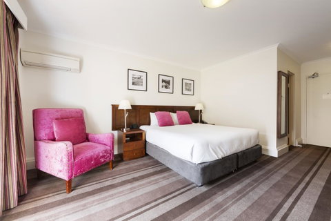 Mercure Canberra - Newcastle Accommodation 11