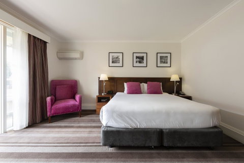Mercure Canberra - Newcastle Accommodation 14