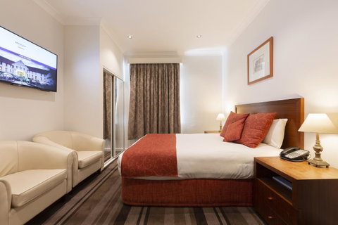 Mercure Canberra - Newcastle Accommodation 21