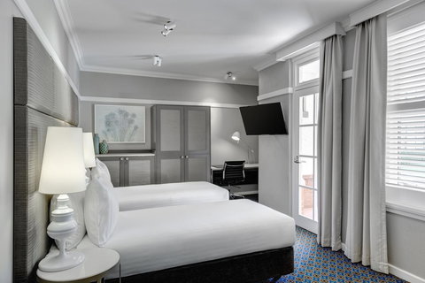 Hotel Kurrajong Canberra - Newcastle Accommodation 4