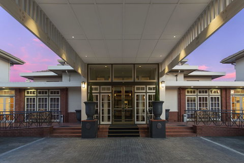 Hotel Kurrajong Canberra - Newcastle Accommodation 22