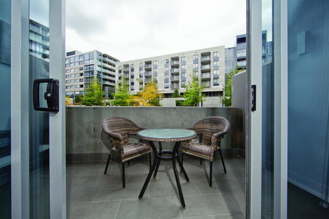 Realm Park 39 Barton ACT - Newcastle Accommodation 19