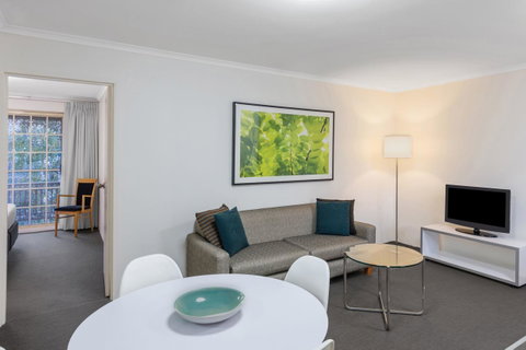 Adina Serviced Apartments Canberra Kingston - Newcastle Accommodation 2