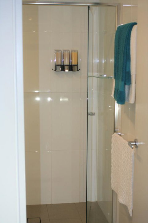 Modern Executive Apt@Barton*1BR*WiFi*Gym*Secure Parking*Canberra - Newcastle Accommodation 15
