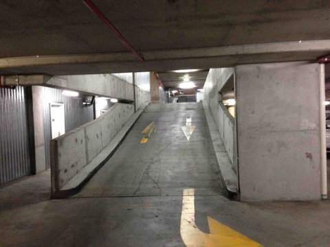 Spacious 1BR Stylish New Acton Apartment +Parking - Newcastle Accommodation 15