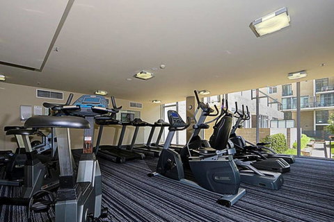 Spacious 1BR Stylish New Acton Apartment +Parking - Newcastle Accommodation 19