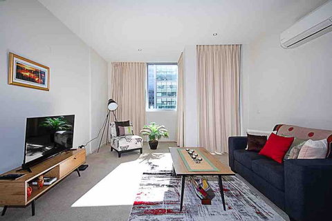 Spacious 1BR Stylish New Acton Apartment +Parking - Newcastle Accommodation 20
