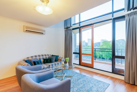 ALLARA CANBERRA - Newcastle Accommodation 0