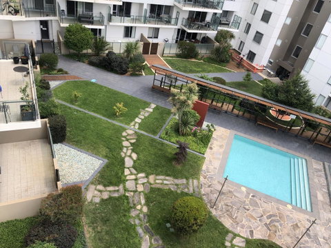 Staying Places - The Avenue - Newcastle Accommodation 2