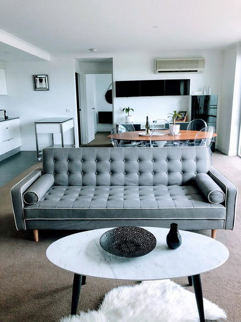 Staying Places - The Avenue - Newcastle Accommodation 5