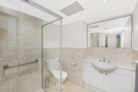 Accommodate Canberra - The Summit - Newcastle Accommodation 9