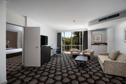 Rydges Canberra - Newcastle Accommodation 38