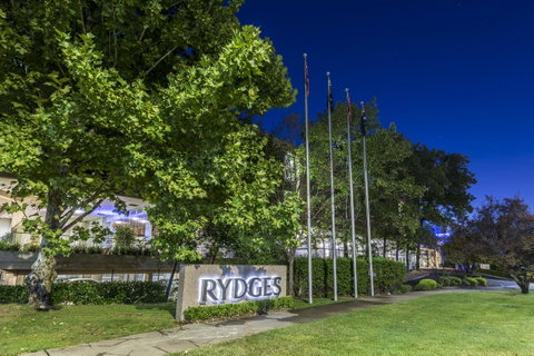 Rydges Canberra - Newcastle Accommodation 18