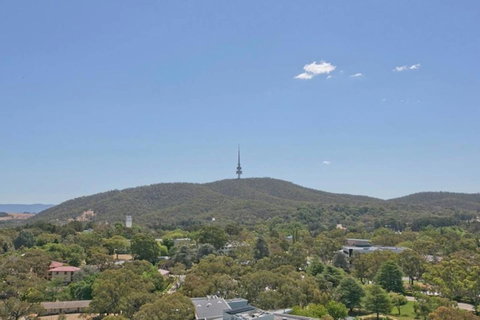 Canberra Luxury Apartment 3 - Newcastle Accommodation 28