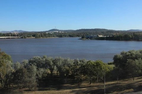 Canberra Luxury Apartment 3 - Newcastle Accommodation 3