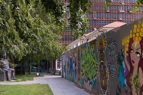 Canberra Luxury Apartment 3 - Newcastle Accommodation 24