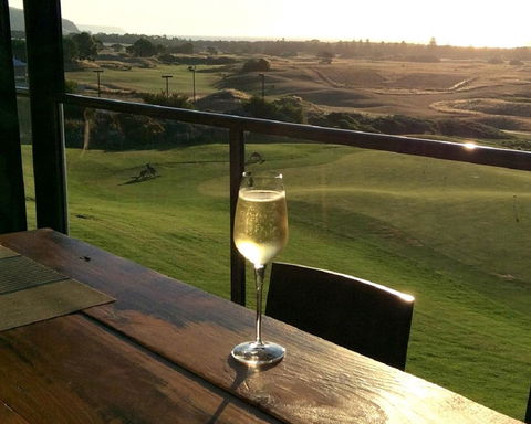 Lure Bed And Breakfast - Newcastle Accommodation 16