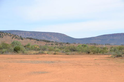 Windana Cottages - Newcastle Accommodation 24