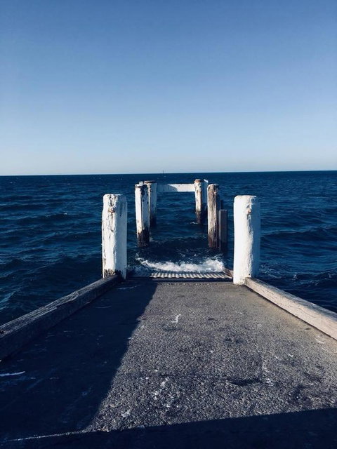 Crystal Blue Apartment - Newcastle Accommodation 26