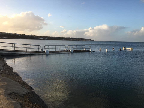 Crystal Blue Apartment - Newcastle Accommodation 9