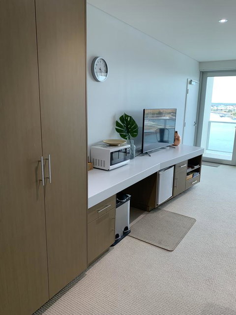 Wallaroo Marina Stayz - Newcastle Accommodation 1