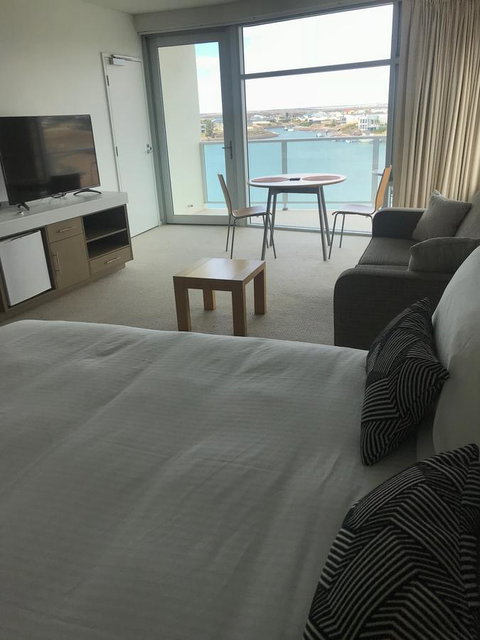 Wallaroo Marina Stayz - Newcastle Accommodation 19