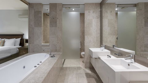 Oaks Casuarina Santai Resort - New Castle Tourism 2