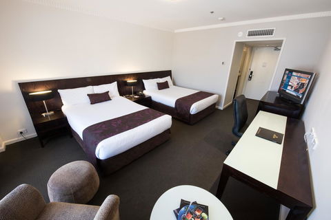 Hotel Grand Chancellor Adelaide - Newcastle Accommodation 1