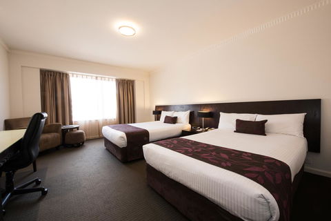 Hotel Grand Chancellor Adelaide - Newcastle Accommodation 2