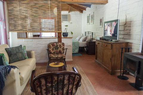 Trevalia Accommodation - Newcastle Accommodation 1