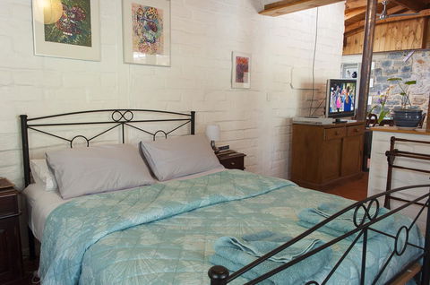 Trevalia Accommodation - Newcastle Accommodation 26
