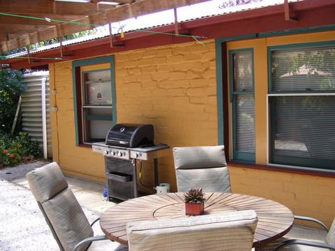 Trevalia Accommodation - Newcastle Accommodation 9