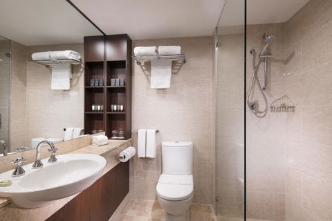 Stamford Plaza Adelaide - Newcastle Accommodation 9