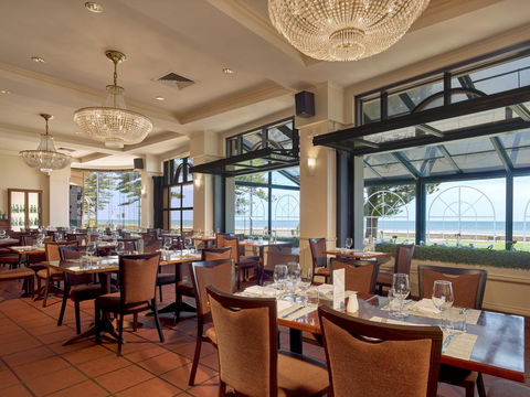 Stamford Grand Adelaide - Newcastle Accommodation 15