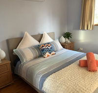 Moana Beach Sunset Holiday Accommodation - New Castle Tourism