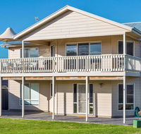 Rocks Beach House Victor Harbor - New Castle Tourism