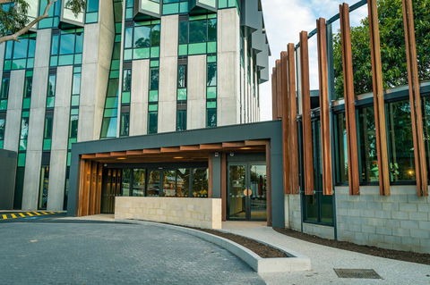 Marion Hotel - Newcastle Accommodation 0