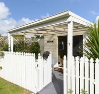 Wintergarden Beach Cabin - New Castle Tourism