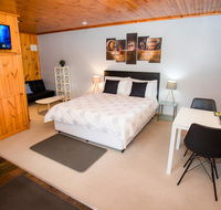 Seppelts View Cabins - Newcastle Accommodation