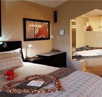 Romantic Getaways at Riverview Rise Retreats - Newcastle Accommodation
