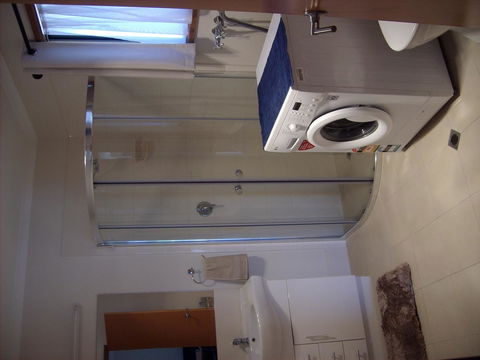 Jacko's Holiday Cabins - Newcastle Accommodation 4