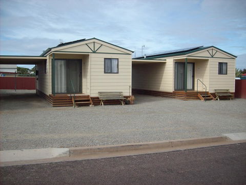 Jacko's Holiday Cabins - Newcastle Accommodation 7