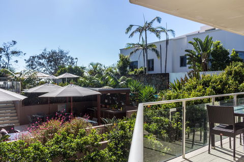 Bayview Beachfront Apartments, In Town Right On The Beach - New Castle Tourism 44