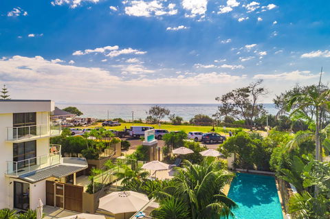 Bayview Beachfront Apartments, In Town Right On The Beach - New Castle Tourism 27