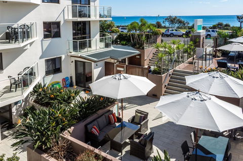 Bayview Beachfront Apartments, In Town Right On The Beach - New Castle Tourism 22