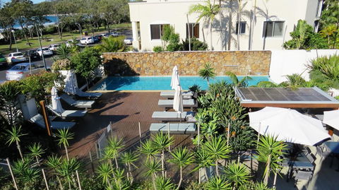 Bayview Beachfront Apartments, In Town Right On The Beach - New Castle Tourism 20